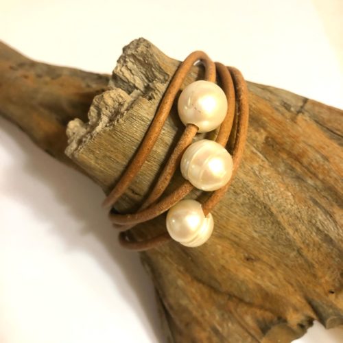 bracelet perles and wax